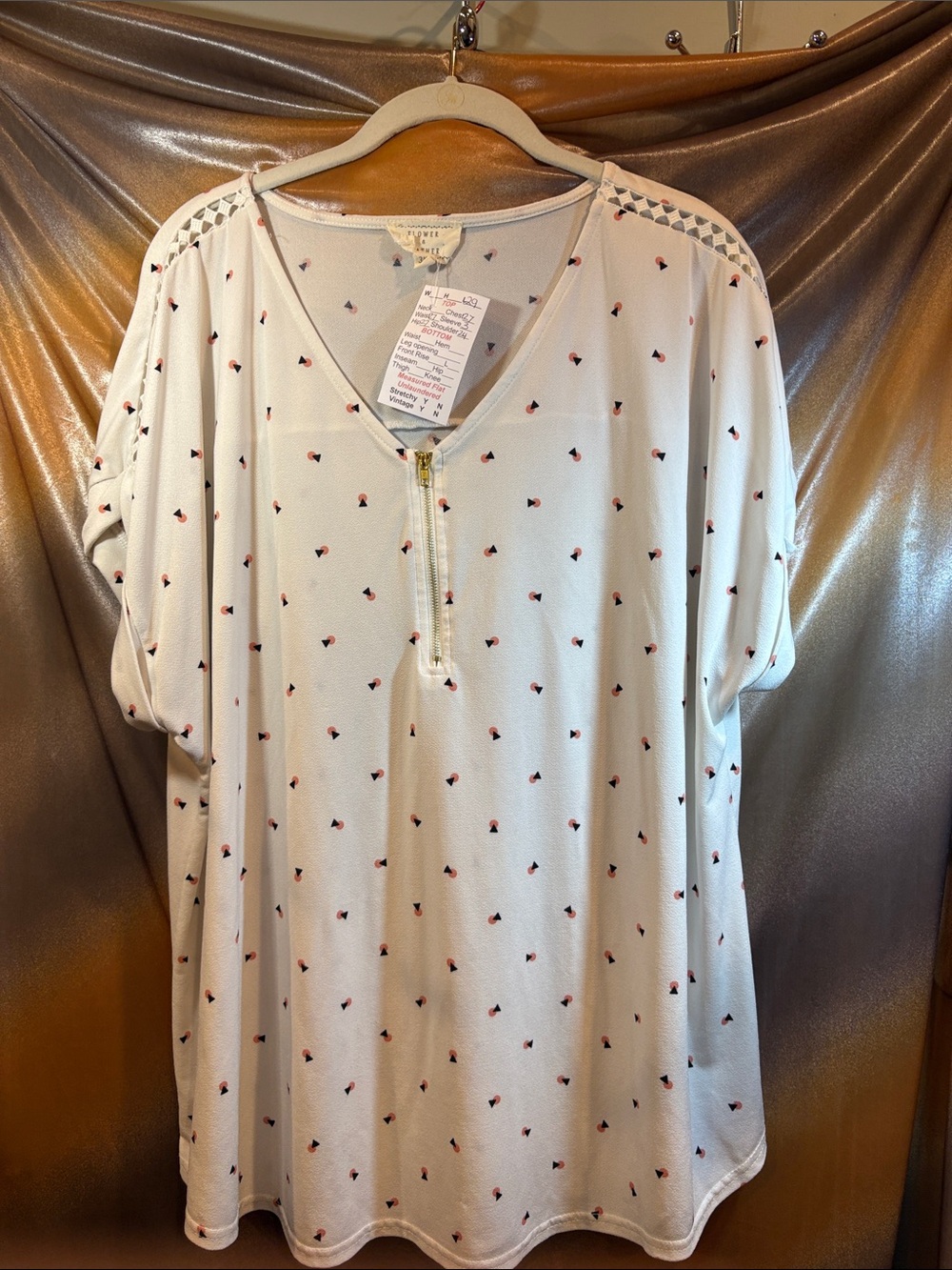 Flower & Feather 3X Cream Top with Tiny Multicolor Accents. Box PP